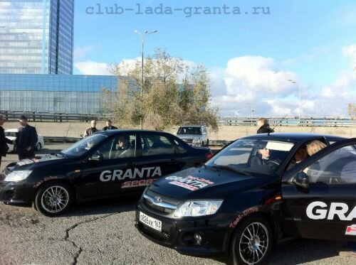 Lada Granta уже второй месяц лидер продаж